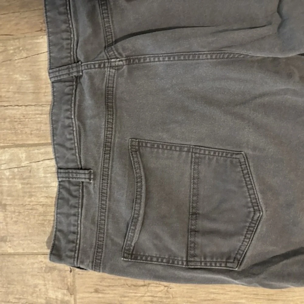 Carhartt Work Pants Men's 44‎ X 32 Relaxed Fit Rugged Flex Canvas Gray 5 Pocket